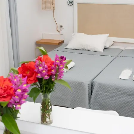 Averto Corfu Aparthotel 3*