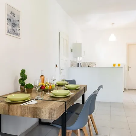 Averto Corfu Aparthotel 3*